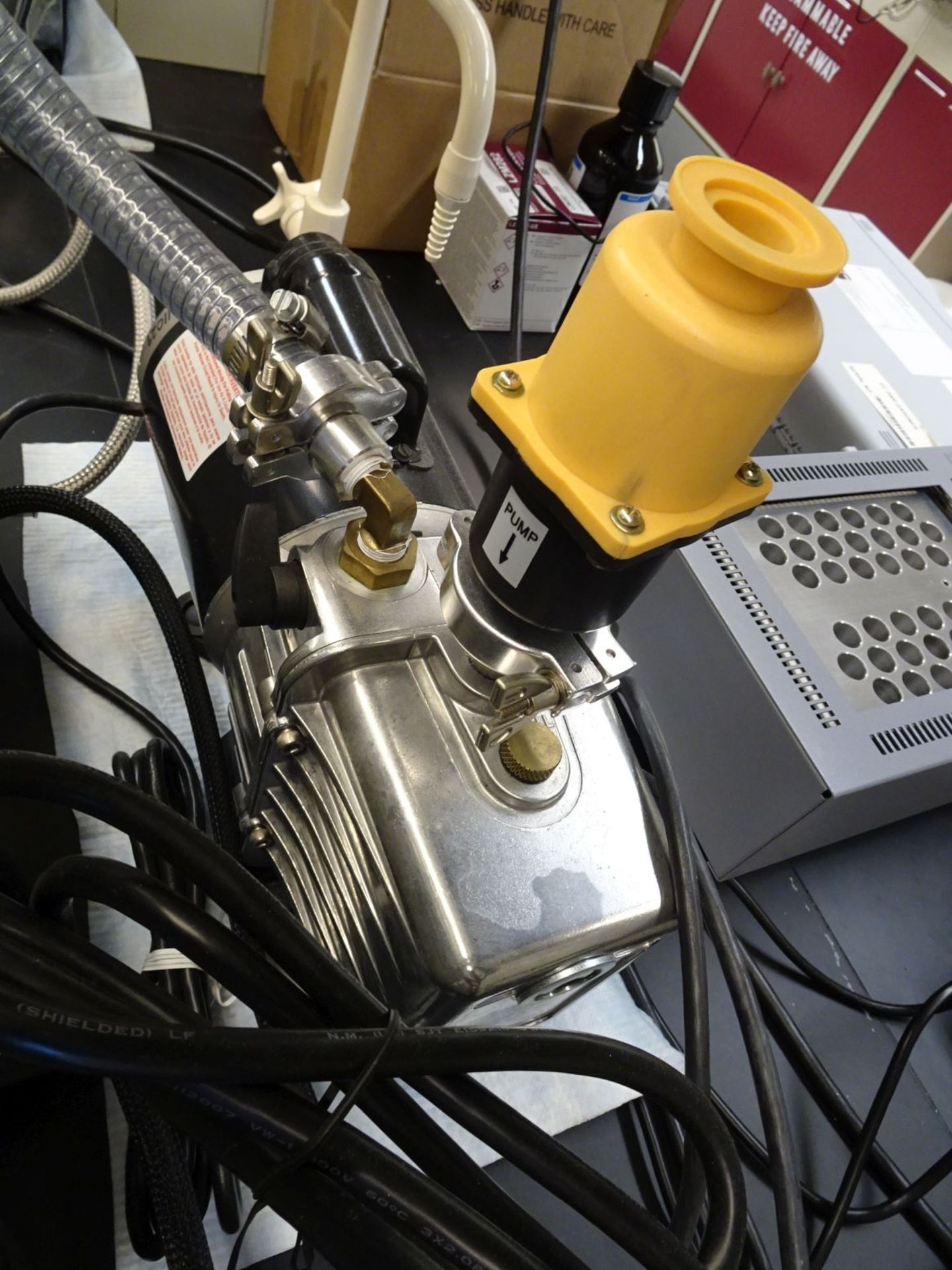 Denton Vacuum Desk V -TSC Carbon Evaporation Benchtop Sputtering Coater - Image 8 of 8