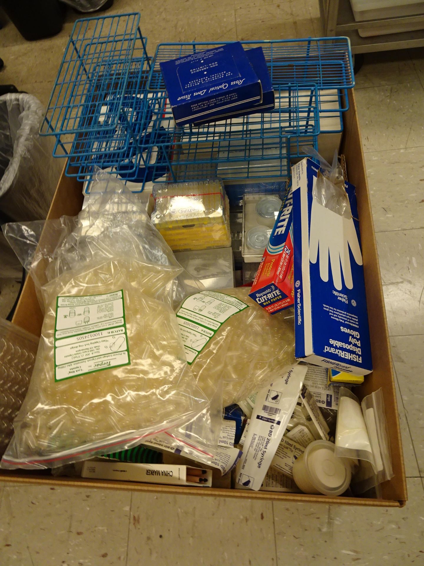 Lot Box of Various Consumables - Image 4 of 4