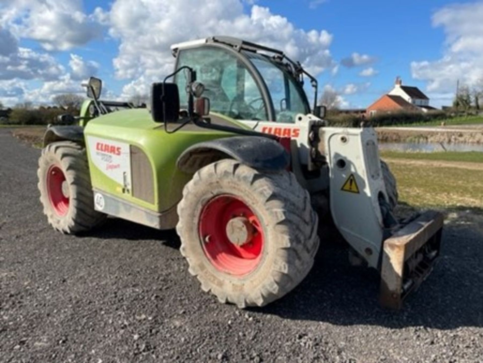 (09) Claas Scorpion 7030 Varipower telescopic handler Reg FX58 FXP, 5676 hours with pick-up hitch - Image 4 of 7