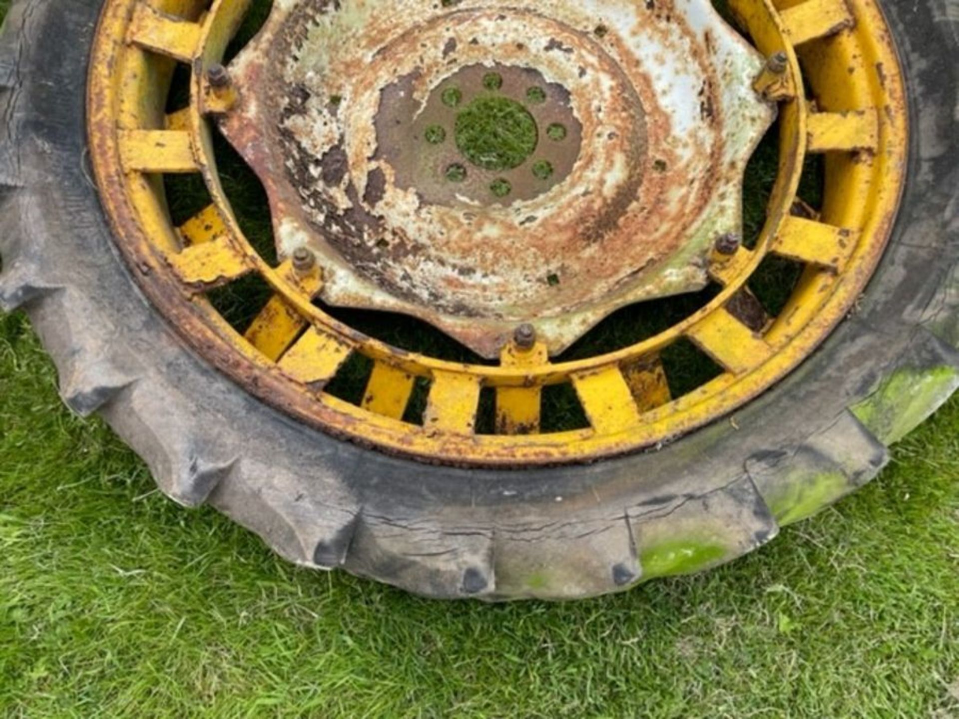 Pair of Standen row crop wheels - Image 2 of 2