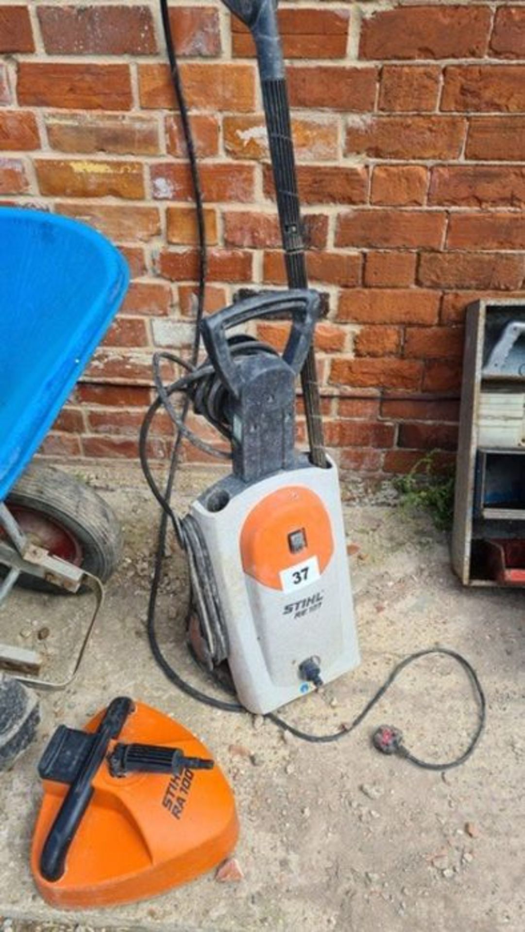 Stihl RE107 power washer & attachments, passed PAT test