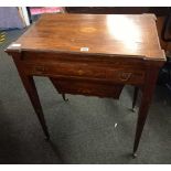 INLAID WALNUT & MAHOGANY EDWARDIAN GAMES TABLE & WORK TOP WITH TAPERED LEGS & BRASS CASTERS