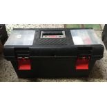 A CURVER PLASTIC TOOL BOX WITH CONTENTS CONTAINING OPEN ENDED SPANNERS, SCREW DRIVERS, SMALL