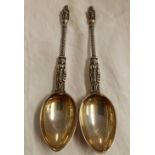 A PAIR OF VICTORIAN SILVER APOSTLE TOP SPOONS 1893/4
