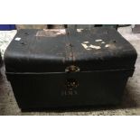 BLACK METAL TRAVEL TRUNK