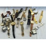 TUB OF MISC GENTS WATCHES INCL; LORUS SPORT, TIMEX & OTHER QUARTZ WATCHES