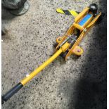 SMALL YELLOW TROLLEY JACK