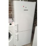 LIEBHERR FRIDGE FREEZER - 1 FREEZER DRAWER BRIKEN