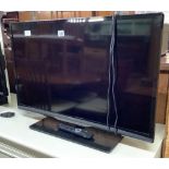 PHILIPS 32'' FS TV WITH REMOTE