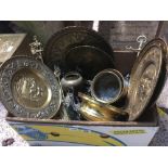 CARTON OF MIXED BRASS WARE INCL; COMPANION SET, DECORATIVE TRAYS, VASES