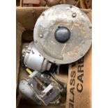 GEARED LOW VOLTAGE MOTOR FAN WITH BROKEN BLADE, A/F FOR SPARES & ODDS
