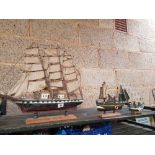 MODEL 3 MAST SAILING SHIP ''THE FLYING CLOUD'' & 2 SMALL MODEL FISHING BOATS