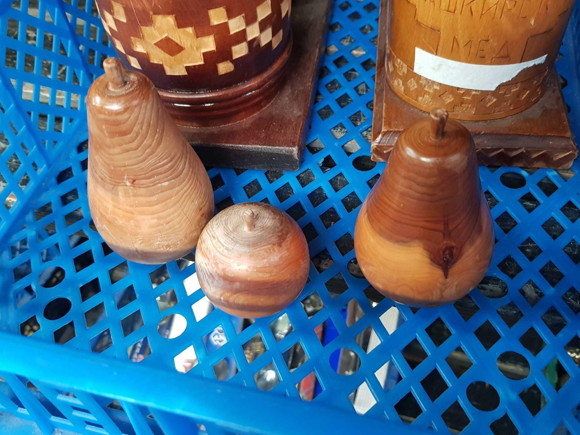 CARTON WITH 3 CARVED WOOD FRUITS & 2 POSSIBLY RUSSIAN, CARVED WOODEN HONEY BEAR POTS - Image 4 of 4