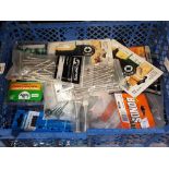 SMALL CARTON OF VARIOUS POZI DRIVE & OTHER SCREW FIXINGS