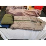 NYLON & COTTON SLEEPING BAG WITH FIBRE FILLED INSTALLATION & TF GEAR CUSHIONS