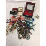 BAG OF COSTUME JEWELLERY