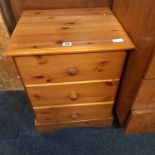 MODERN PINE BEDSIDE CHEST OF 3 DRAWERS