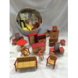 SMALL TIN OF DOLLS HOUSE FURNITURE