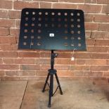 METAL MUSIC STAND