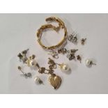 QTY OF MISC EARRINGS & A GOLD COLOURED LADIES BRACELET