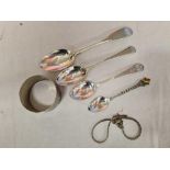 SMALL BAG OF SILVER ITEMS INCL: SOUVENIR SPOONS & A NAPKIN RING