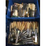 2 CARTONS OF MIXED BONE & PLASTIC HANDLE CUTLERY