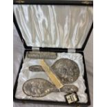 BOXED BROADWAY SILVER EMBOSSED BRUSH SET, BIRMINGHAM 1972