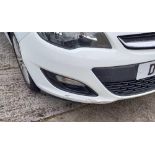 VAUXHALL ASTRA, 1.4 CC, PETROL, PRIVATE NUMBER PLATE: D12CDL, REGISTRATION 2013, COLOUR WHITE,