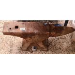 AN ENGLISH MADE 1cwt ANVIL