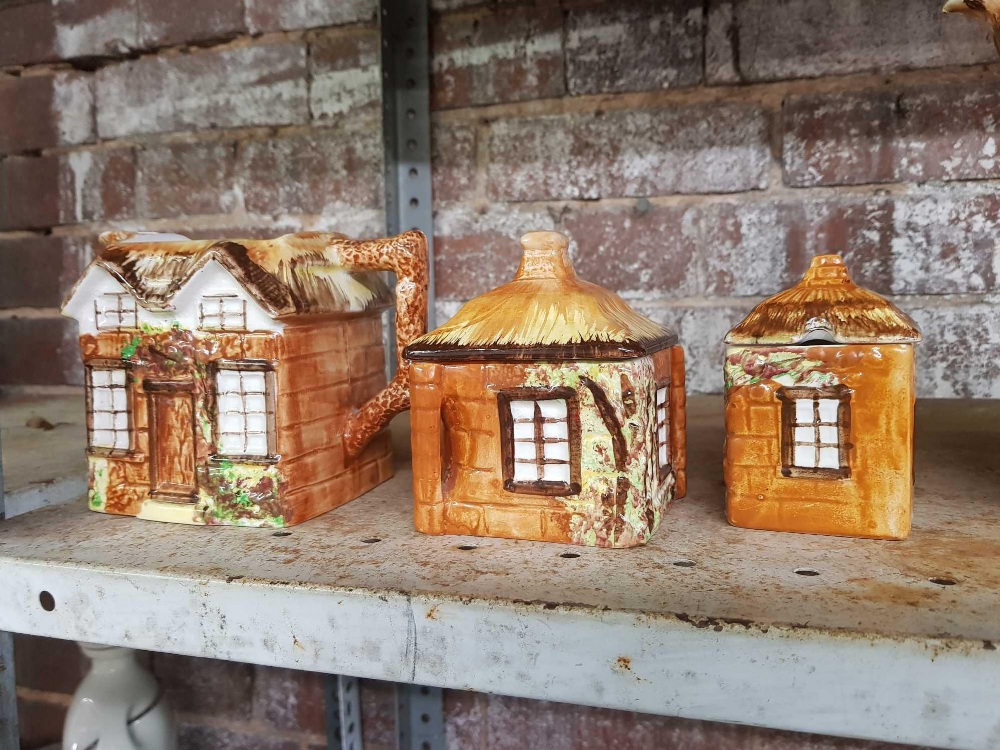 PART SHELF OF PRICE COTTAGE WARE, TEAPOT MISSING LID - Image 2 of 3