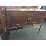 MODERN MAHOGANY SIDEBOARD WITH TURNED LEGS & CASTERS, 41'' WIDE