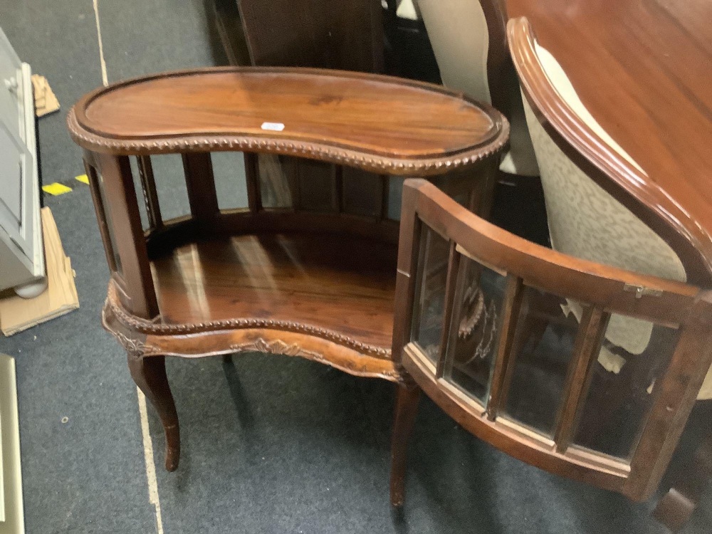 SMALL KIDNEY SHAPED MAHOGANY GLASS FRONTED CUPBOARD, WITH BEVELLED CLASP (NICELY CARVED) - Image 2 of 2