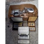 CARTON OF MISC PLATEDWARE, TEA SPOONS, COFFEE SPOONS IN BOXES & LOOSE CUTLERY