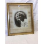 SIGNED & DATED AUTO GRAPHED PUBLICITY PHOTO OF THE BRITISH MUSIC HALL AND COMEDY ACTRESS, MAIE
