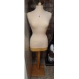 FEMALE MANNEQUIN TORSO ON WOODEN STAND