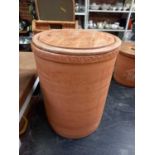 EARTHENWARE POT WITH WOODEN LID,