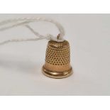 9ct THIMBLE CHARM, 1.2g