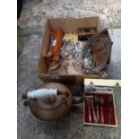 CARTON WITH A COPPER KETTLE & MISC ITEMS KNIVES & FORKS & 2 CONTEMPORARY CANDLE HOLDERS