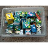 CARTON OF VARIOUS REFLECTOR BULBS & LIGHT BULBS