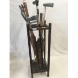 VINTAGE OAK UMBRELLA STAND WITH TRAY, 3 WALKING STICKS, 2 UMBRELLAS & A SHOOTING STICK