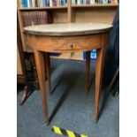 ROUND MARBLE TOPPED A/F INLAID MAHOGANY TABLE WITH TAPERED LEGS & BRASS BOUND TOP