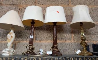 4 TABLE LAMPS, 2 WOOD,
