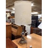 TALL BRASS PILLAR SHAPED TABLE LAMP,