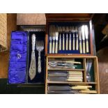 MAHOGANY CANTEEN OF FISH KNIVES & FORKS, BOX OF VARIOUS CUTLERY & BOXED SET OF FISH SERVERS BY