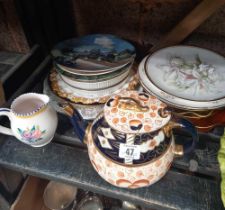 SHELF OF MIXED GLASS & CHINAWARE INCL; A LETTUCE LEAF DISH,