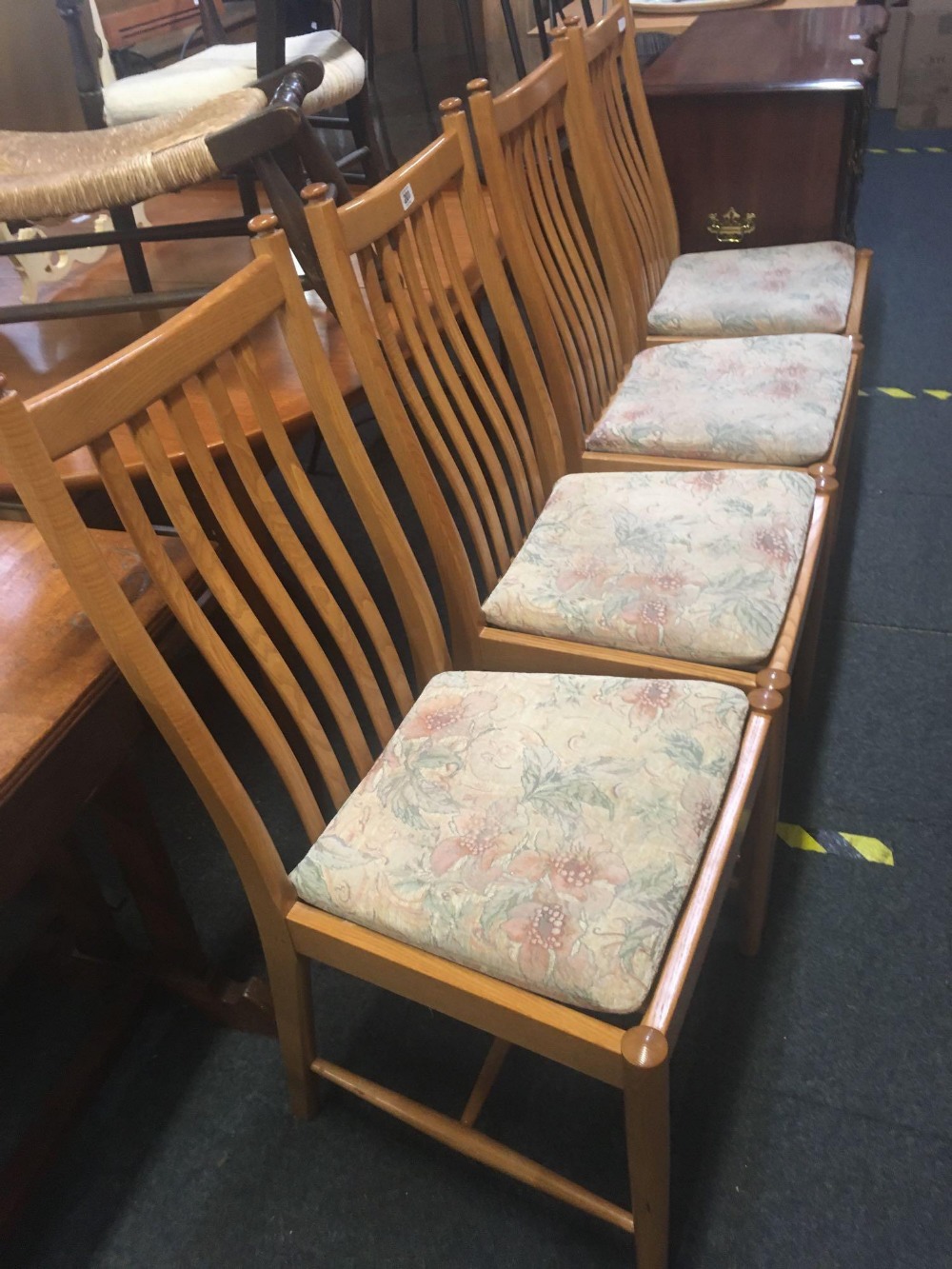 A SET OF 4 ERCOL WINDSOR UPHOLSTERED DINING CHAIRS IN SUPERB CONDITION