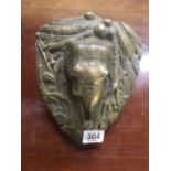 VERY HEAVY DECORATIVE BRASS DOOR KNOCKER IN THE FORM OF AN ELEPHANTS HEAD