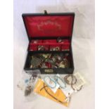 TRINKET BOX WITH COSTUME JEWELLERY, RINGS,