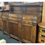 EARLY 20TH CENTURY ART NOUVEAU STYLE CARVED OAK SIDEBOARD IN SUPERB ORDER WITH BRASS DROP HANDLES,