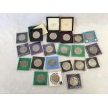 TUB OF COMMEMORATIVE COINS IN CASES & 3 1951 FESTIVAL OF BRITAIN COINS